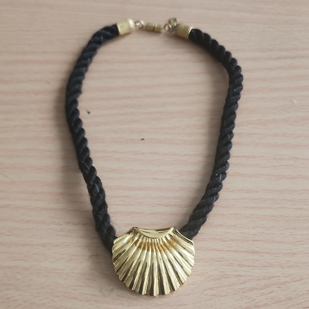 Elizabeth Arden Gold Shell Necklace with Black Rope